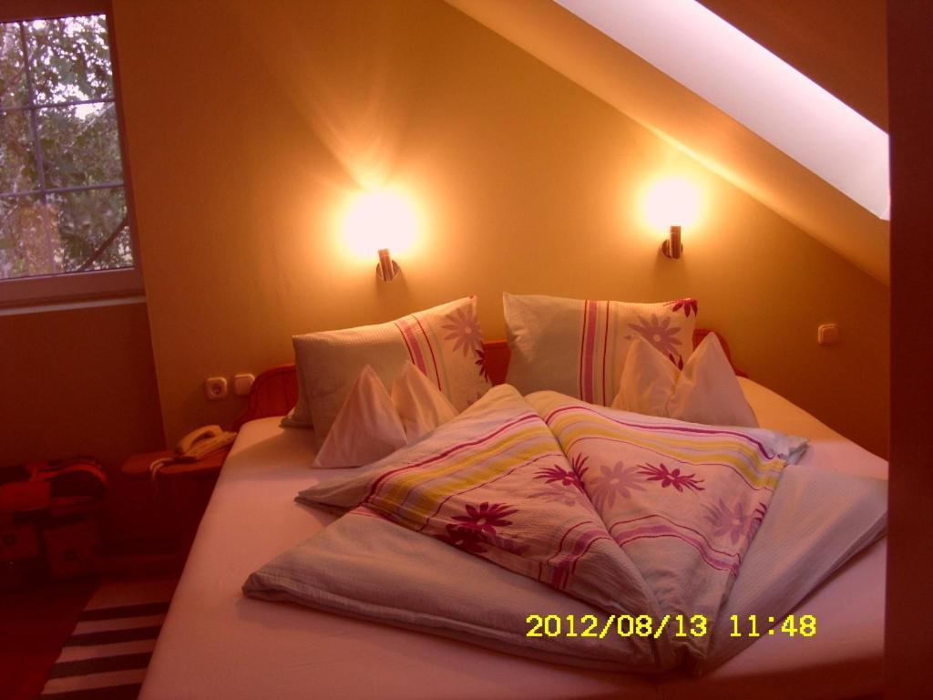 Hotel Korona Szallo Nagykanizsa Zimmer foto