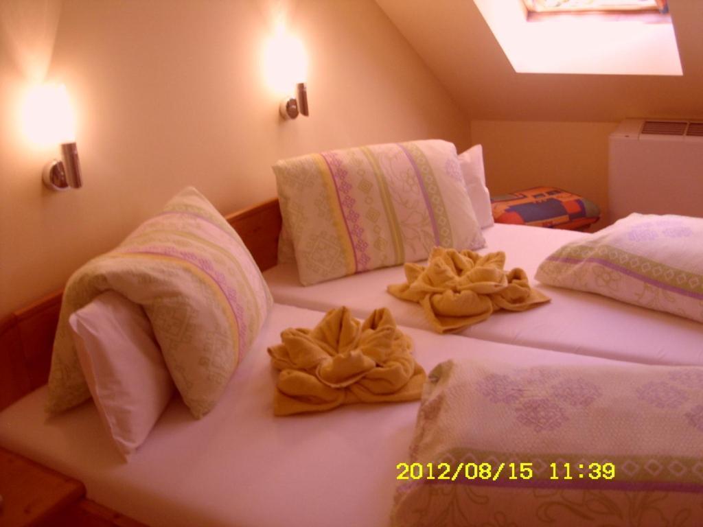 Hotel Korona Szallo Nagykanizsa Zimmer foto